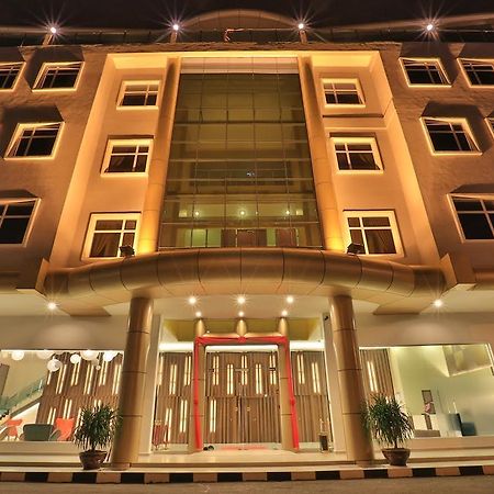 Supreme Hotel Malacca Exterior foto
