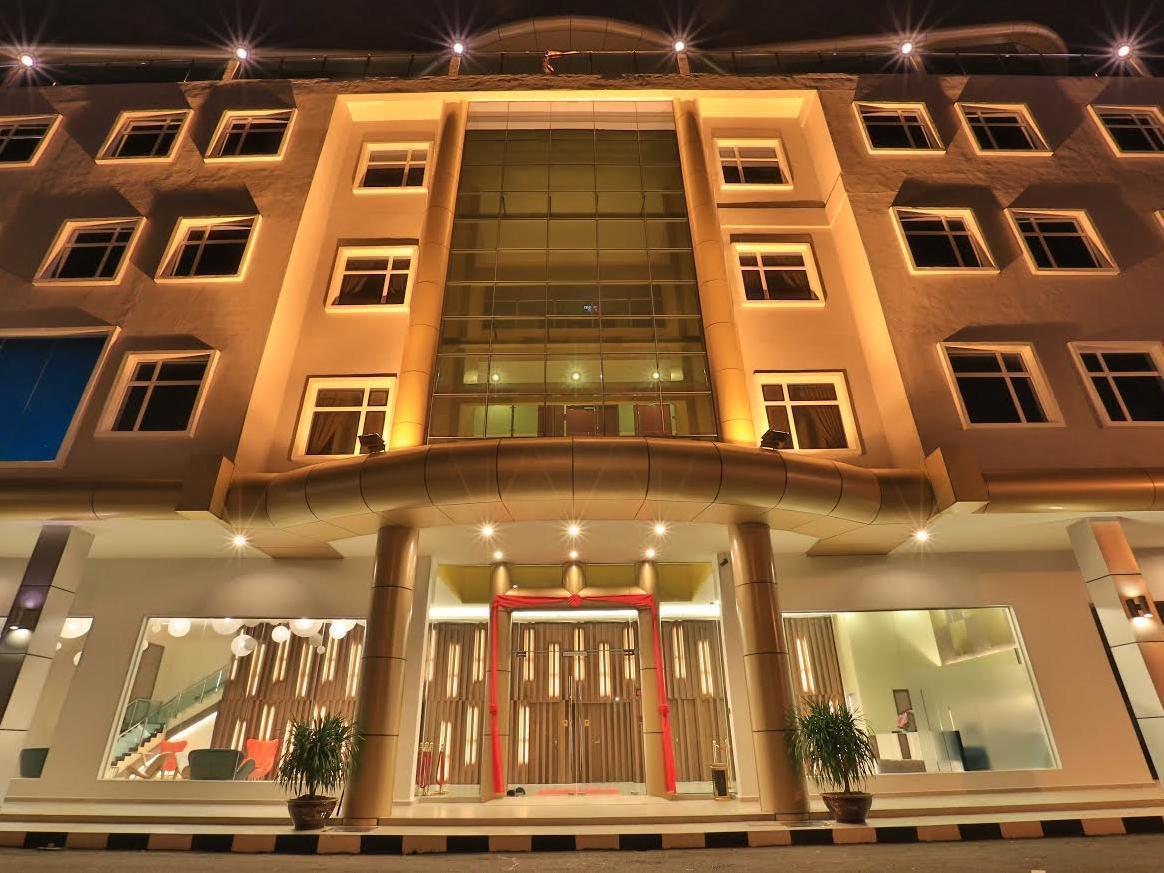 Supreme Hotel Malacca Exterior foto