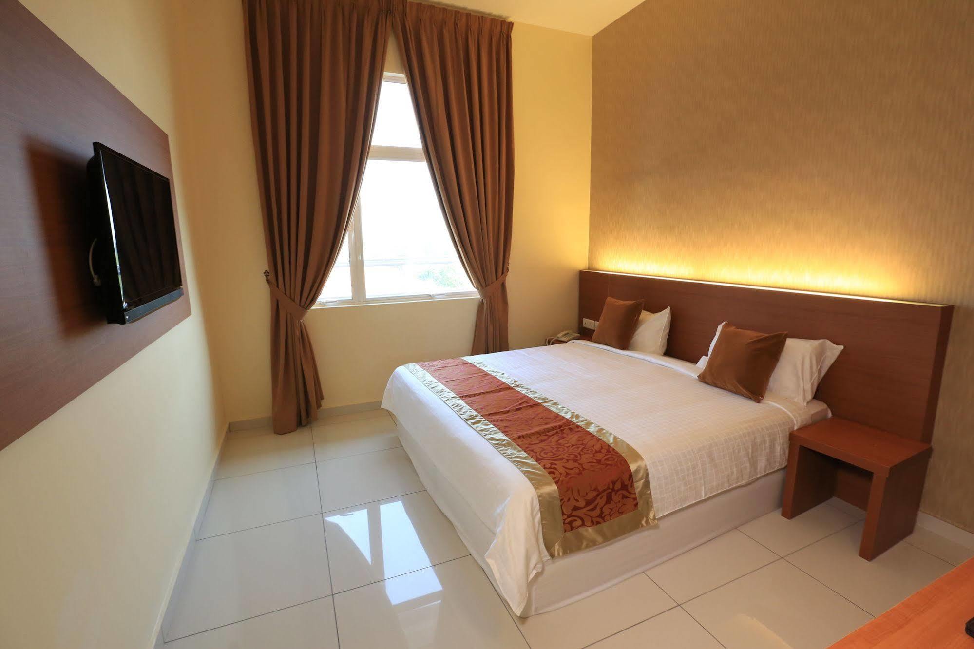 Supreme Hotel Malacca Exterior foto